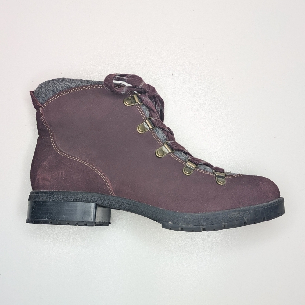 Clarks Collection Faralyn Alpha suede hiking boots burgundy purple maroon size 8